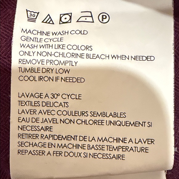 Club Monaco Slim Fit Burgundy Button-Down Shirt | 100% Cotton | Medium - Picture 7 of 8